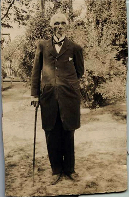 Photograph of James H. Jones by F. P. Hardenstein, 1915. Item H.1914.340.1 from the collection of the North Carolina Museum of History. Used courtesy of the North Carolina Department of Natural and Cultural Resources.